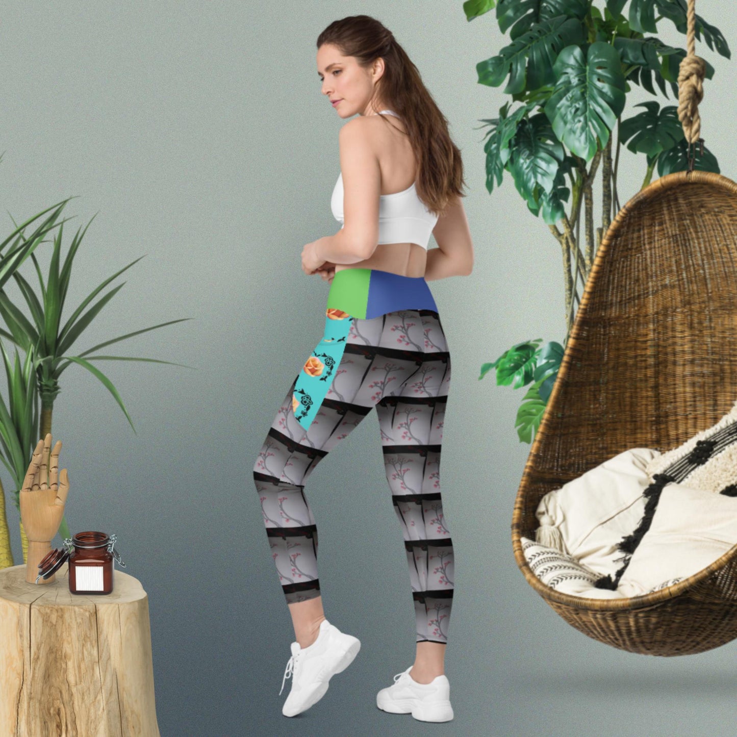 Leggings with pockets