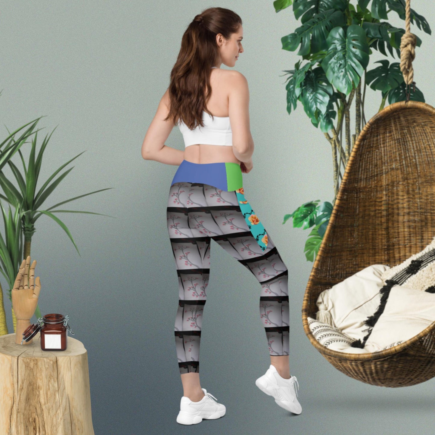 Leggings with pockets